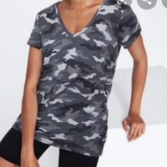 PINK Victoria's Secret Tops - VS PINK PERFECT CREW CAMO V NECK TEE